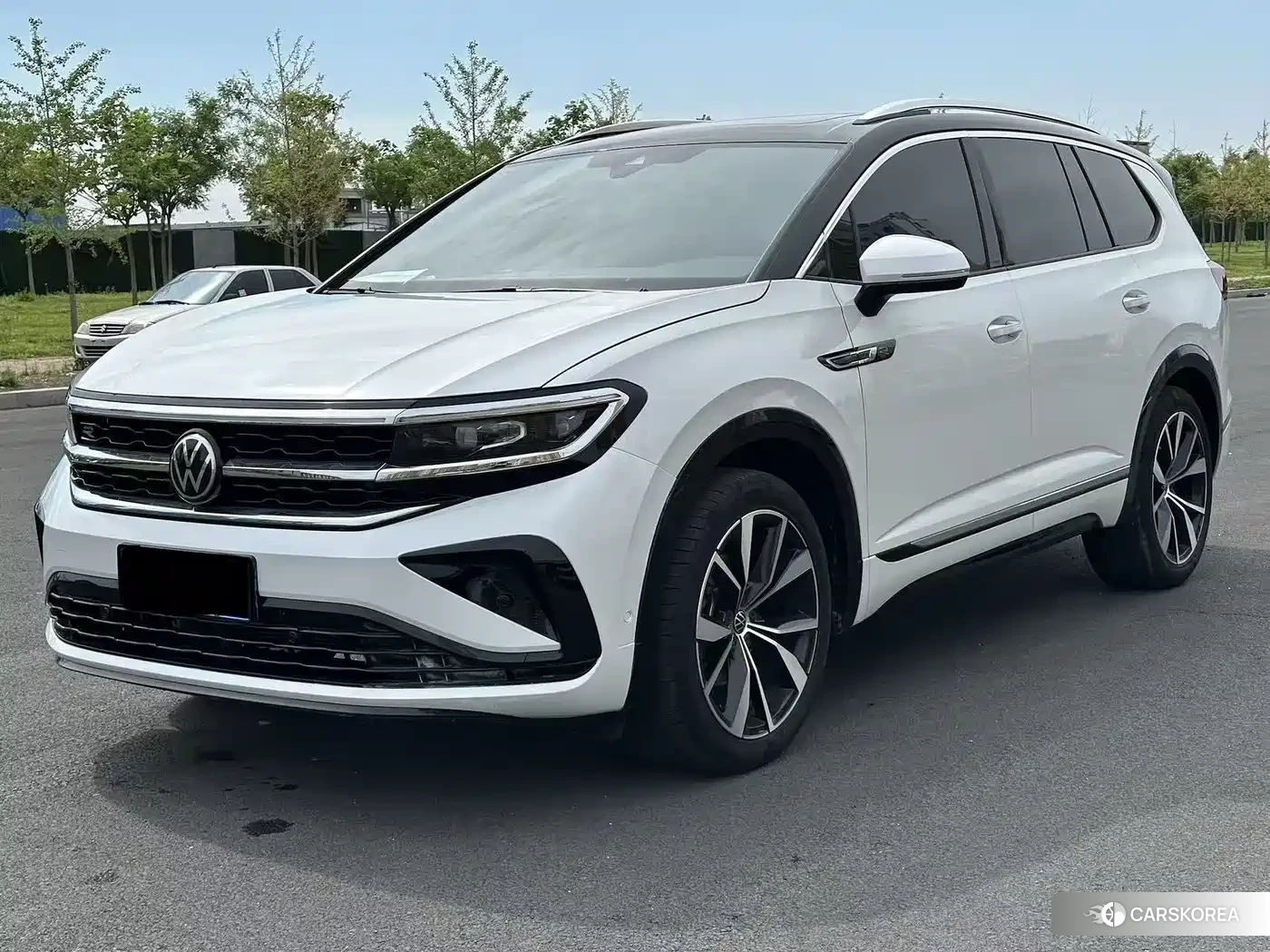 Volkswagen Talagon 2022 Белый из Китая