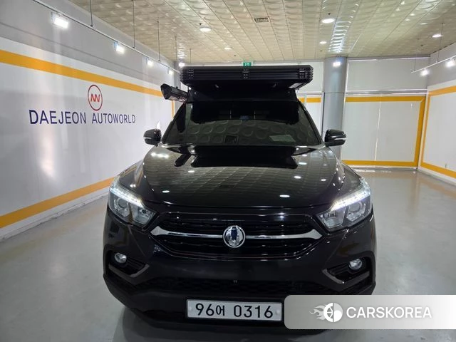 Ssangyong Rexton Sports 2018 Черный из Кореи