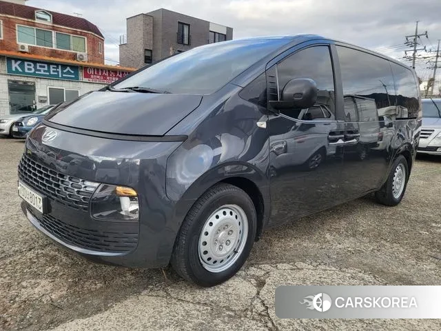 Hyundai Staria 2023 Серый из Кореи