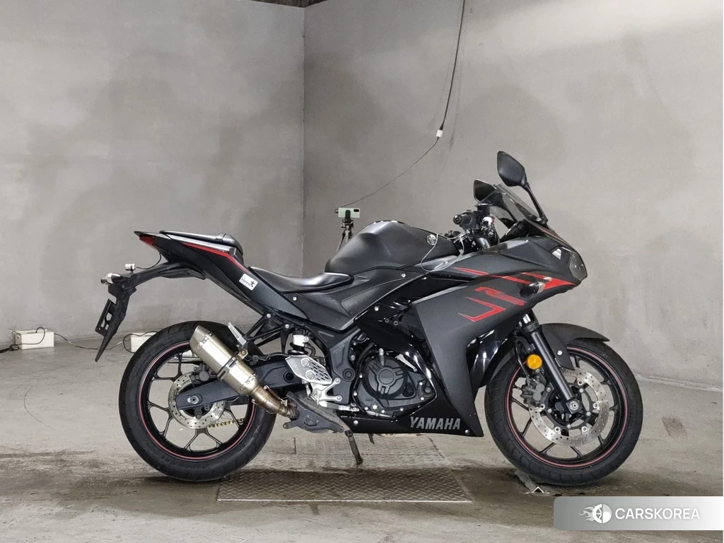 Проданный Yamaha YZF-R25 2016 из Японии