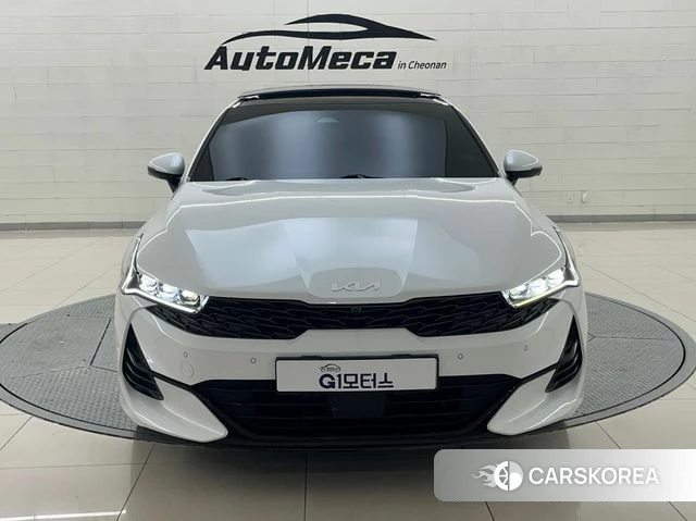Kia K5 3rd generation 2022 Белый из Кореи