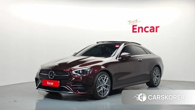 Mercedes-Benz E-Class W213 2022 Красный из Кореи