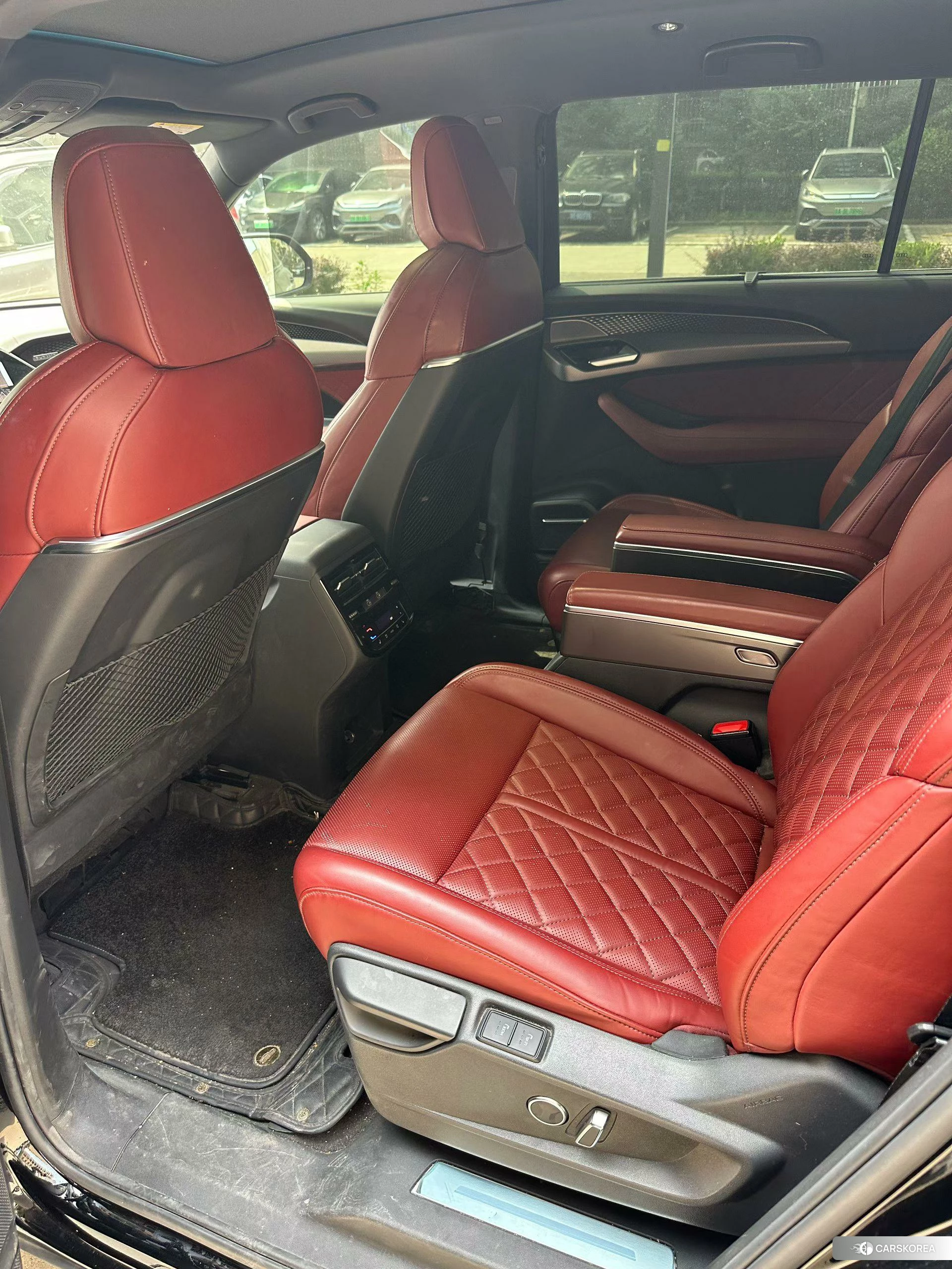 Audi Q6 2022 Черный из Китая