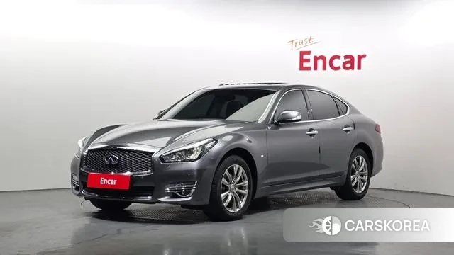 Infiniti Q70 2018 Серебристо-серый из Кореи