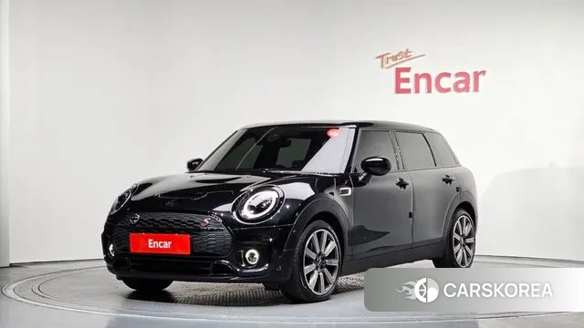 Mini Cooper S Clubman 2023 Черный из Кореи