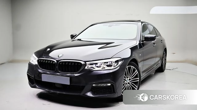 BMW 5 Series (G30) 2018 Серый из Кореи