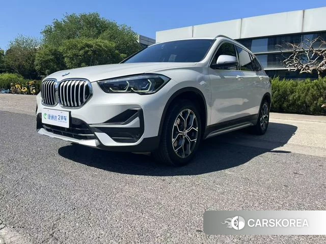 BMW X1 2021 Белый из Китая