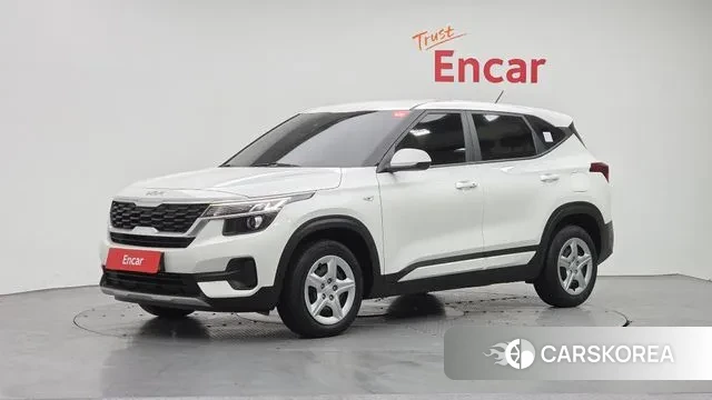 Kia Seltos 2022 Белый из Кореи