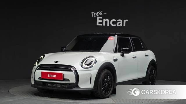 Mini Cooper 2023 Белый из Кореи