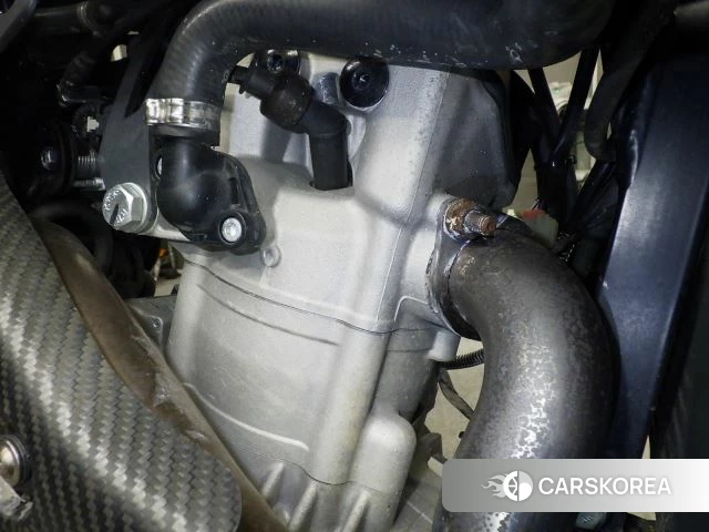 Engine photo