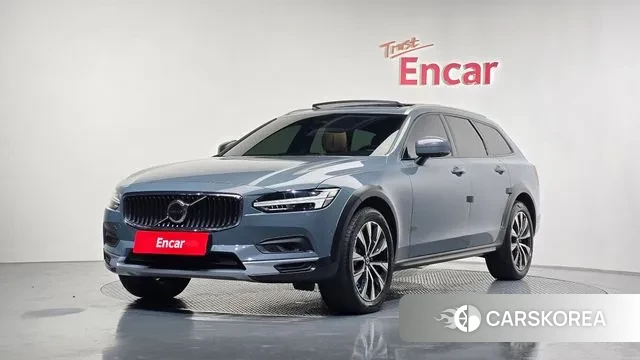 Volvo V90 Cross-Country 2023 Серый из Кореи