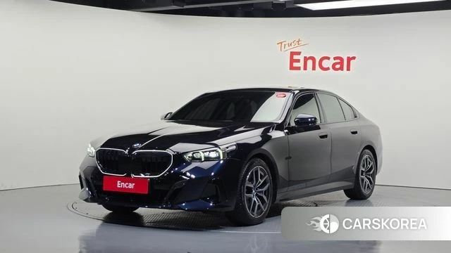 BMW 5 Series (G60) 2026 Черный из Кореи