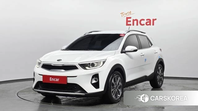 Kia Stonic 2018 Белый из Кореи