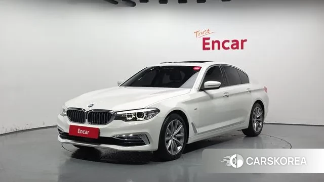 BMW 5 Series (G30) 2018 Белый из Кореи