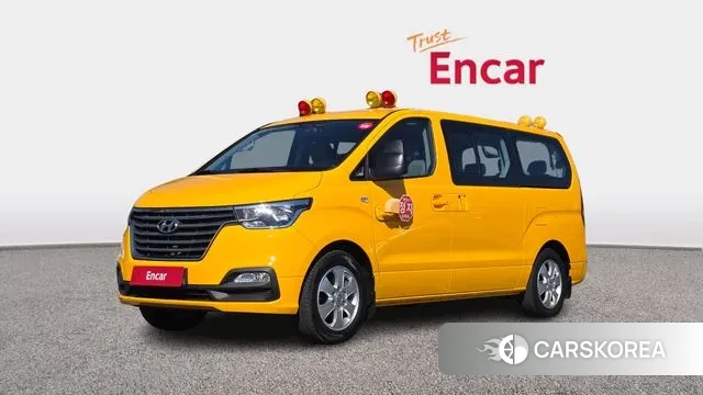 Hyundai The New Grand Starex 2019 Желтый из Кореи