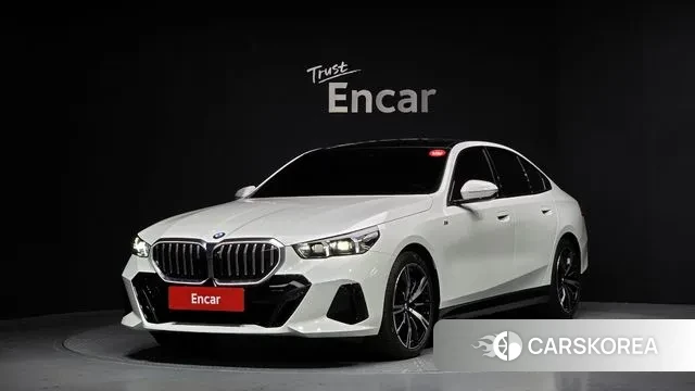 BMW 5 Series (G60) 2025 Белый из Кореи