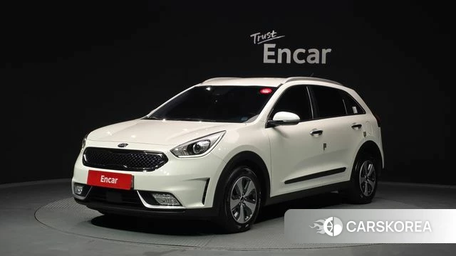 Kia Niro 2018 Белый из Кореи