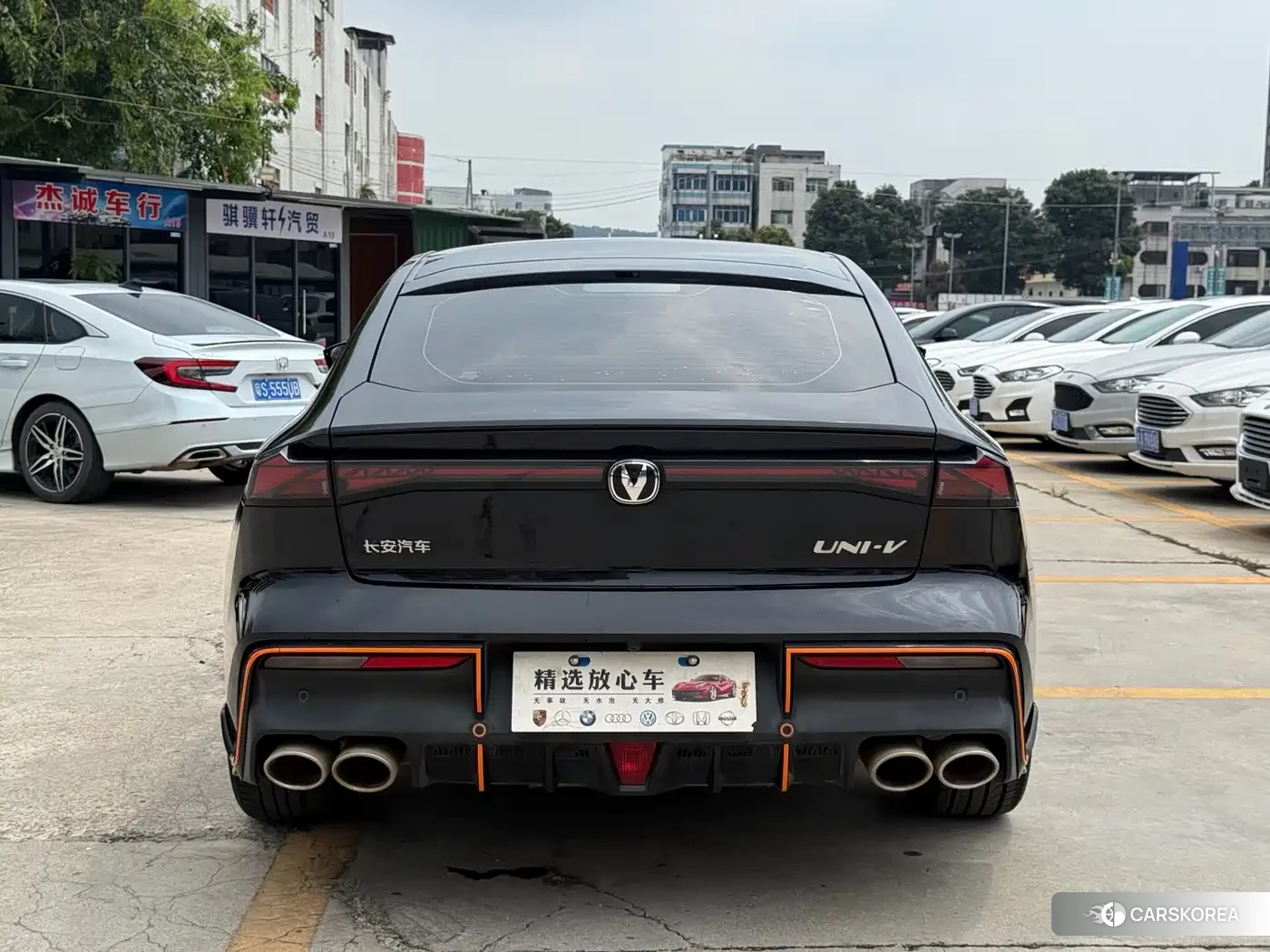 Chang'an UNI-V 2024 Черный из Китая