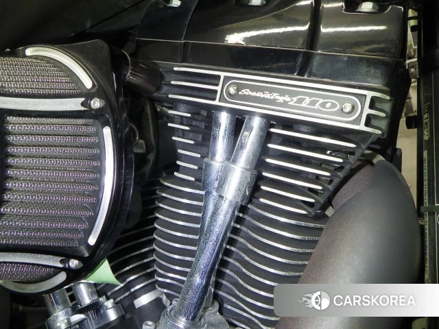 Engine photo