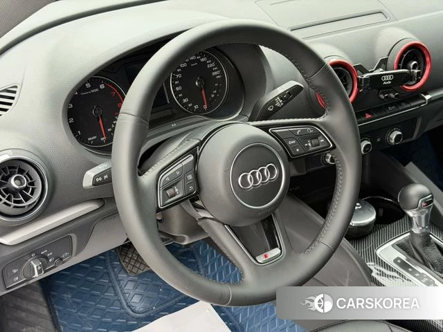 Audi A3 2021 Белый из Китая