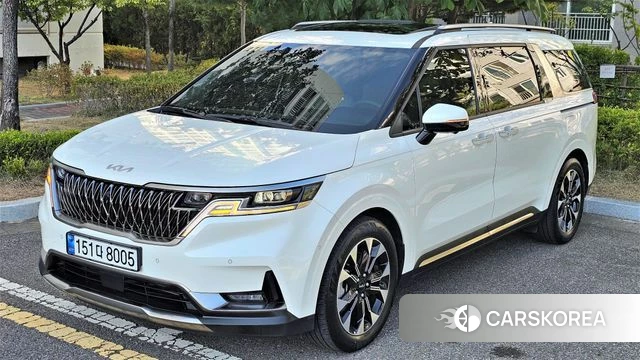 Kia Carnival 4th generation 2023 Белый из Кореи