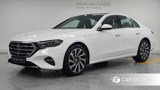 Mercedes-Benz E-Class W214 2025 Белый из Кореи