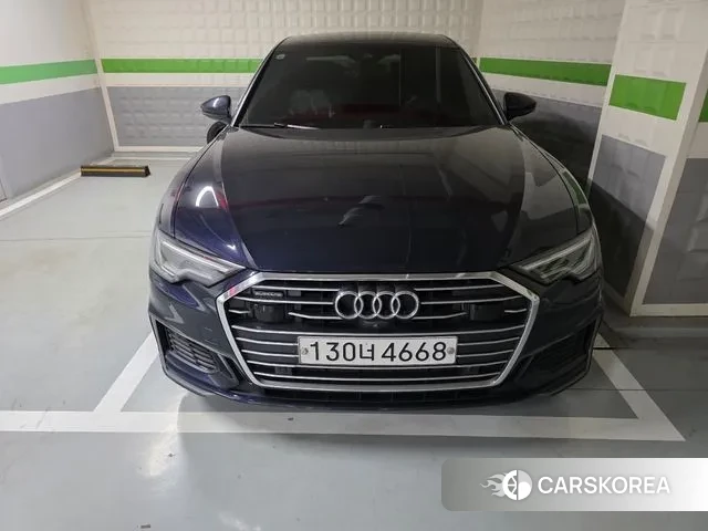 Audi A6 (C8) 2020 Синий из Кореи