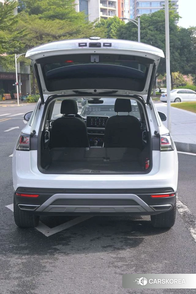 Volkswagen Tanyue 2023 Белый из Китая