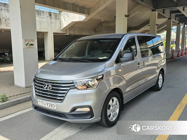 Hyundai The New Grand Starex 2019 Серый из Кореи