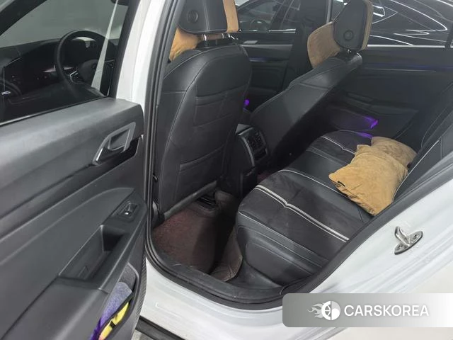 Volkswagen Golf 2024 Белый из Китая