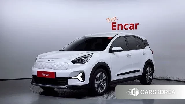 Kia Niro Plus 2022 Белый из Кореи