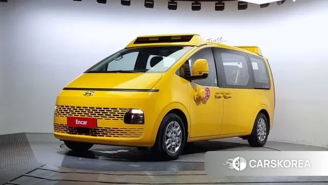 Hyundai Staria 2024 Желтый из Кореи