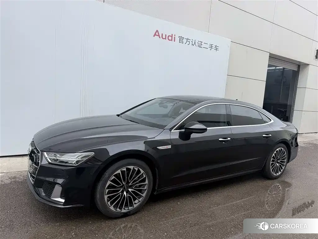 Audi A7L 2024 Черный из Китая