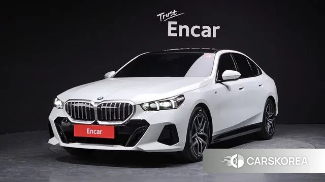 BMW 5 Series (G60) 2025 Белый из Кореи