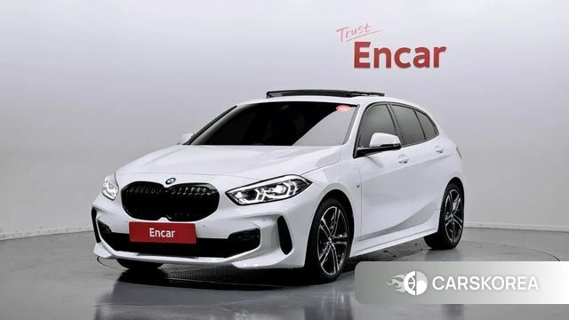 BMW 1 Series (F40) 2024 Белый из Кореи