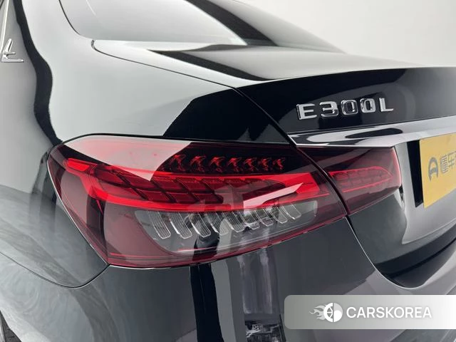 Mercedes-Benz E-class 2023 Черный из Китая