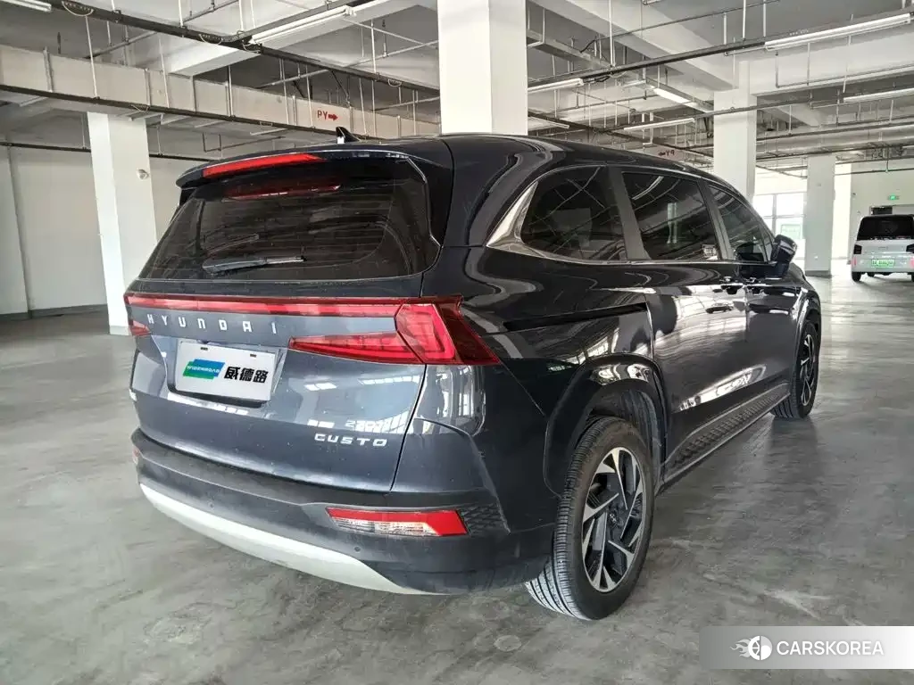 Hyundai Kustu 2024 Silver/gray из Китая