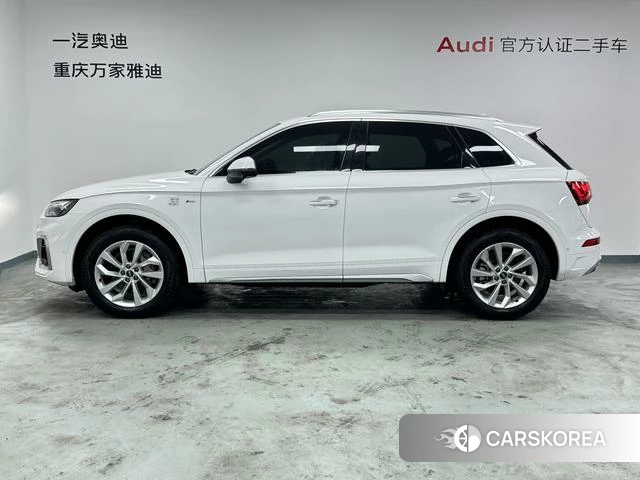 Audi Q5L 2023 Белый из Китая