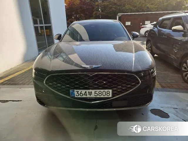Genesis G90 (RS4) 2022 Черный из Кореи