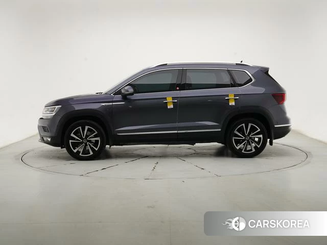 Volkswagen Tuyue 2021 Темно-серый из Китая
