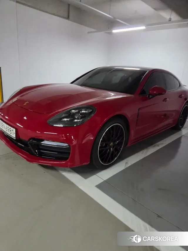 Porsche Panamera (971) 2018 Красный из Кореи