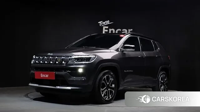 Jeep Compass 2nd Generation 2022 Серый из Кореи