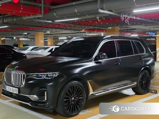 BMW X7 (G07) 2022 Серый из Кореи