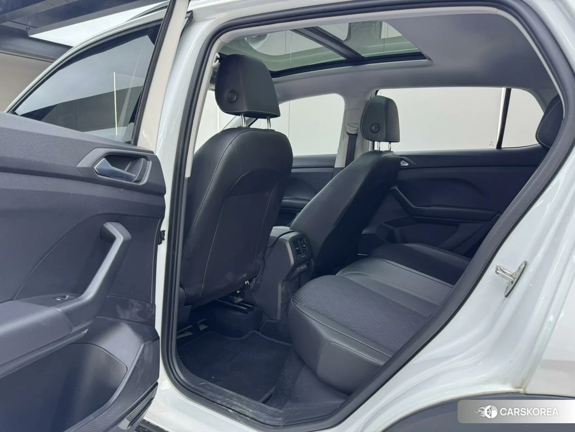 Volkswagen Exploring the shadow 2021 Белый из Китая