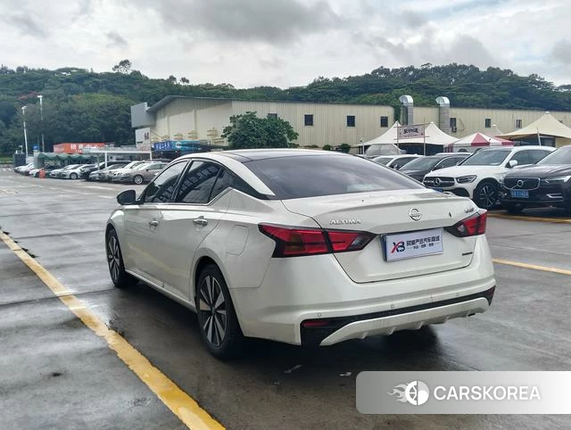 Nissan Teana 2022 Белый из Китая