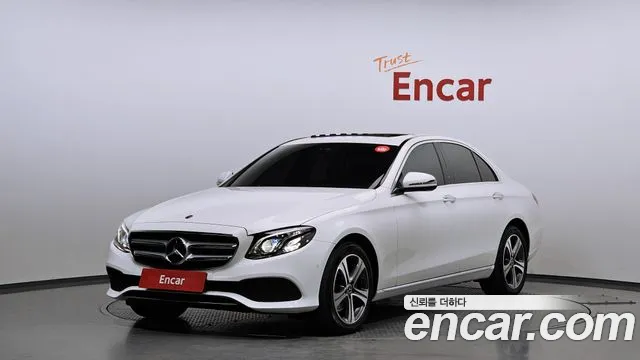 Mercedes-Benz E-Class W213 2019 Белый из Кореи