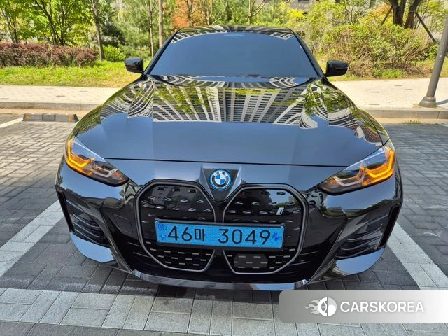 BMW i4 2024 Черный из Кореи