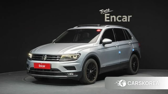 Volkswagen Tiguan second Generation 2020 Серебряный из Кореи