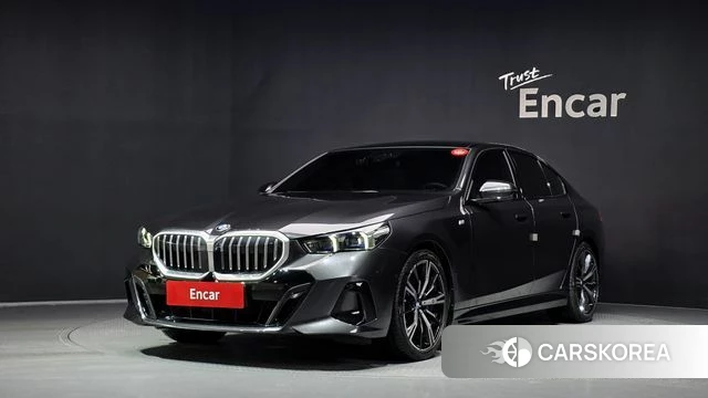 BMW 5 Series (G60) 2025 Серый из Кореи
