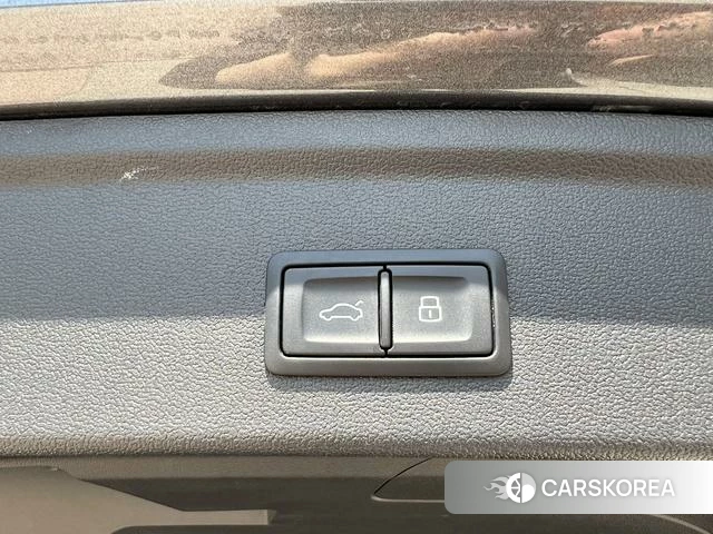 Audi A3 2021 Темно-серый из Китая
